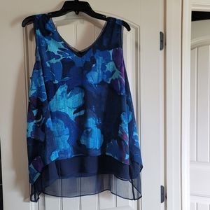 Sleeveless blouse